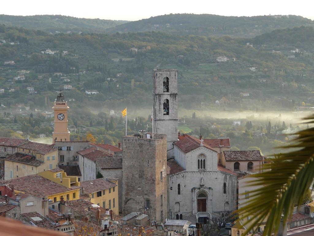 Bed and Breakfast Les Palmiers Grasse Exterior foto
