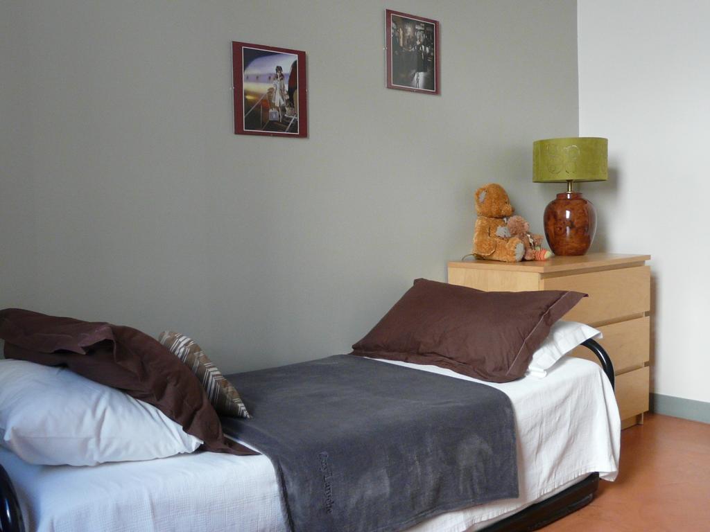 Bed and Breakfast Les Palmiers Grasse Zimmer foto